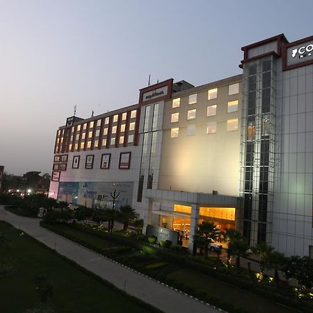 Country Inn & Suites By Radisson, Meerut Exterior foto